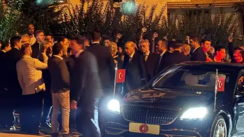 Cumhurbaşkanı Erdoğan'dan kazada hayatını kaybeden Betül'ün ailesine ziyaret