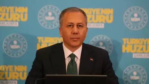 Bakan Yerlikaya: "Sureti haktan görünüp terör örgütleriyle bir olunmaz"