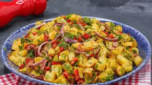 Patates Salatası Kaç Kalori? Besin Değerleri ve Sağlığa Faydaları