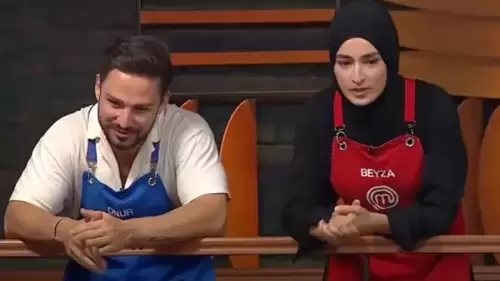 MasterChef’te Aşk Dedikodularına Son Nokta: Somer Şef’ten Onur ve Beyza Açıklaması!