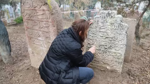 Konya Büyükşehir Belediye Başkanı Uğur İbrahim Altay: Selçuklu mezar taşlarını restore ediyoruz