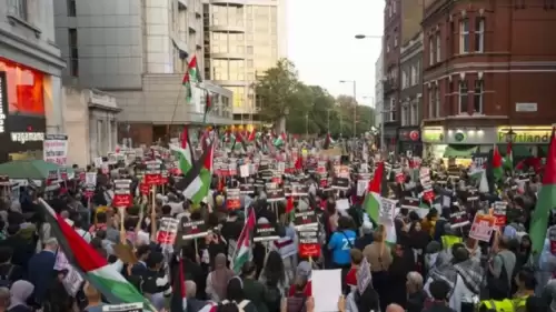İngiltere'de Filistin destekçilerinden İsrail'e silah satışı protestosu!