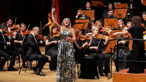 Sinéad Campbell Wallace Türkiye'de konser verdi