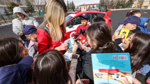 TOSFED'in "Velinin Karnesi Nasıl" projesiyle çocuklar trafiği denetleyecek