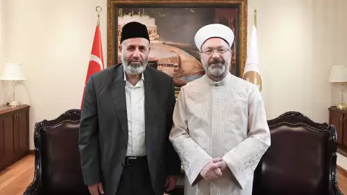 Diyanet İşleri Başkanı Erbaş, Filistinli Alimler Birliği Başkanı Tekruri'yi kabul etti