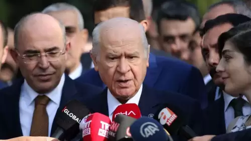 MHP Lideri Bahçeli, gazetecilere DEM heyeti temaslarını değerlendirdi!