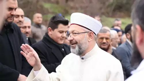 Diyanet İşleri Başkanı Erbaş: Biyoloji ve sosyoloji bilen Kuran'ı daha iyi anlar