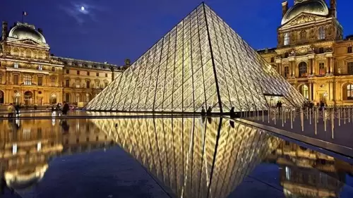 Louvre Müzesi yenilenme sürecine giriyor