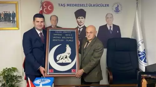 Taşmedreseli Ülkücülerden Müsavat Dervişoğlu’na sert çıkış: Cesaretin varsa ver cevabını