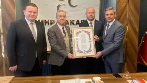 MHP'li Sadir Durmaz: Siyaseti, hezimet rekabetine dönüştüren CHP’de değişen bir şey yok