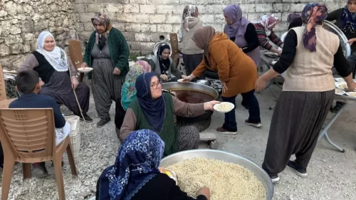 Ulaş Köyü'nde imece usulü iftar geleneği devam ediyor