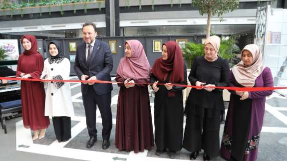 MÜSİAD Kadın 'El Emeği Sergisi' ziyaretçilerini bekliyor