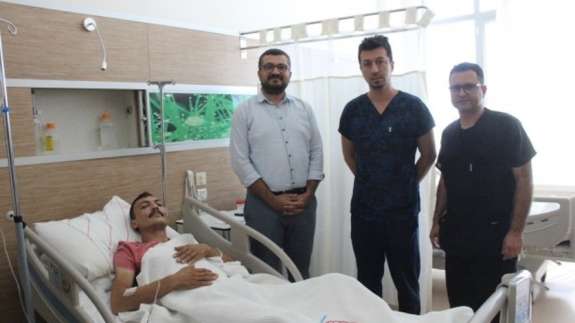 Doktorlar bile neler oluyor dedi! Mesanesinden 1 kilo taş çıktı