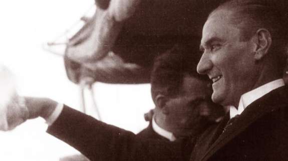 Atatürk'ün ölmeden önce Dolmabahçe personeline verdiği talimat tüyleri diken diken etti