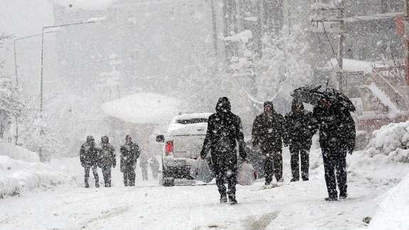 Meteoroloji 5 günlük raporunu paylaştı: 33 ile kar uyarısı! İşte il il hava durumu