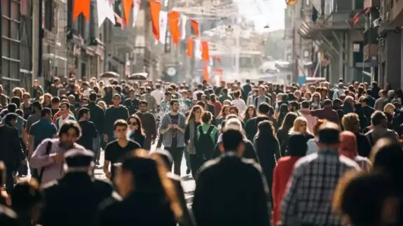 Kalabalıktan kaçanlar dikkat! Sıkıntınızın ardında meğer beyniniz varmış...