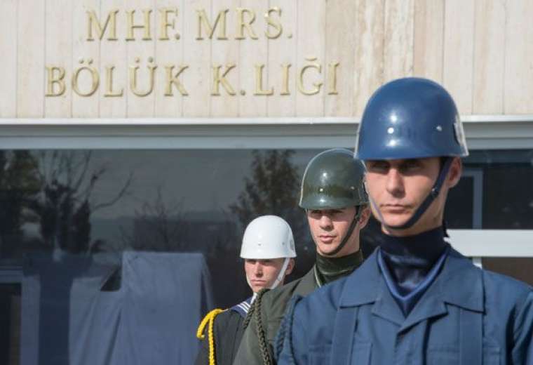 Anıtkabir askerlerinin sırrı! 16