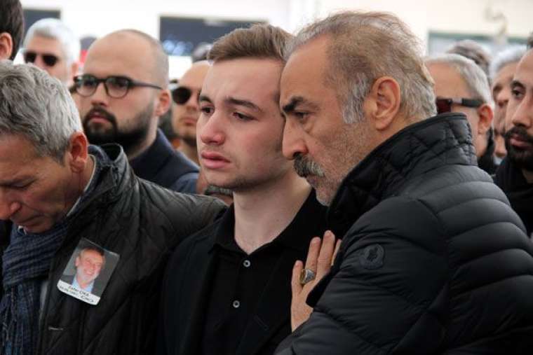 Zafer Çika'nın cenazesinde pes dedirten anlar 17