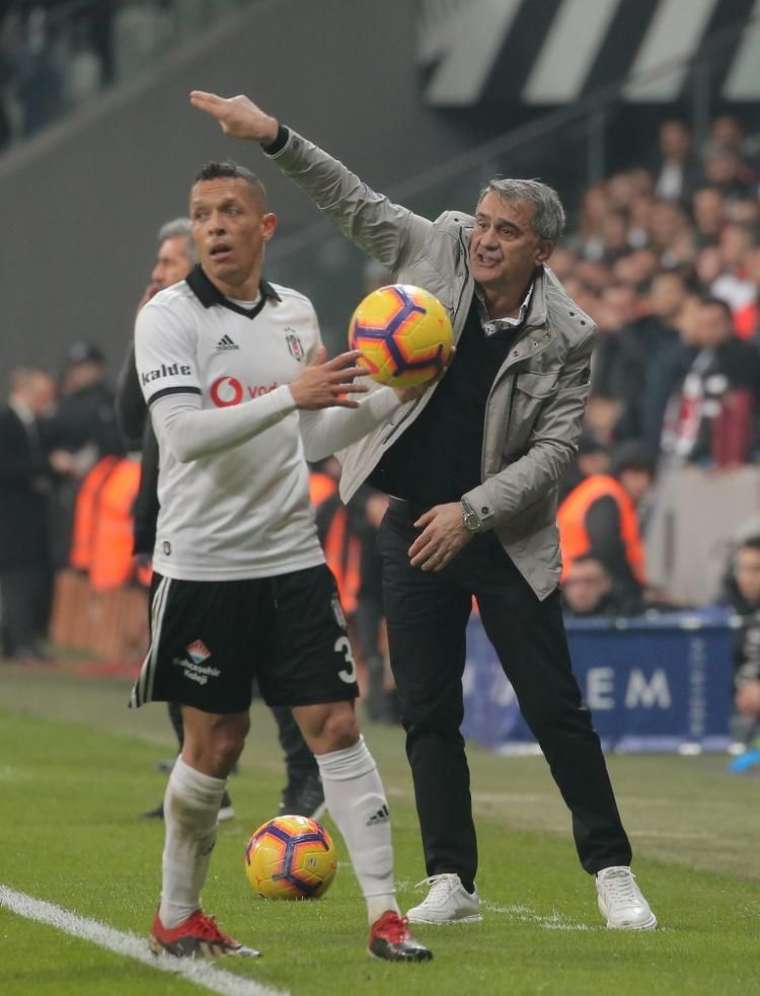 Beşiktaş'a şok! Avrupa kupalarından men... 4