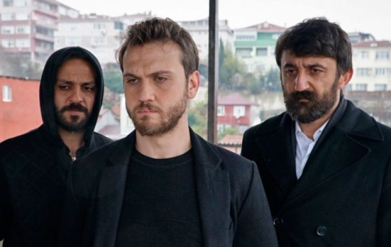 Çukur dizisine Çarpışma'dan bomba transfer! 1