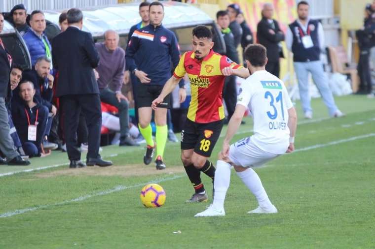 Kasımpaşa Akhisar'a konuk oluyor 11