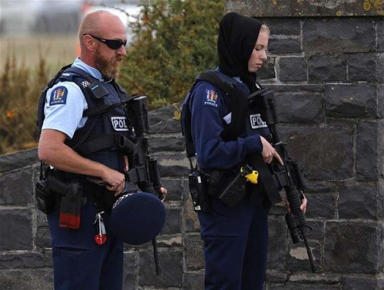 Anma törenine damga vuran polis memuru konuştu 11