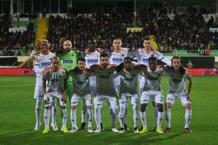 'Yerli' puan durumunda şampiyon Beşiktaş 16