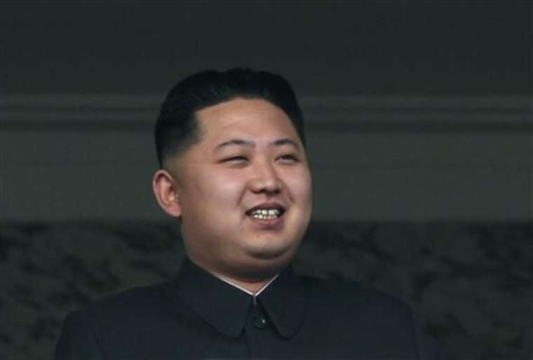 Kim Jong-un hakkında kan donduran iddia: Pirana dolu su tankına attı 5