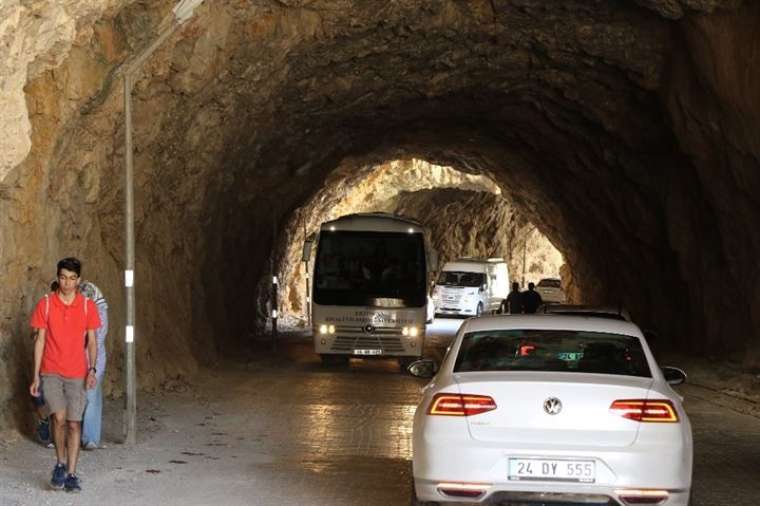 Yapımı 132 yıl sürdü! Dünyanın en zorlu yollarından 5