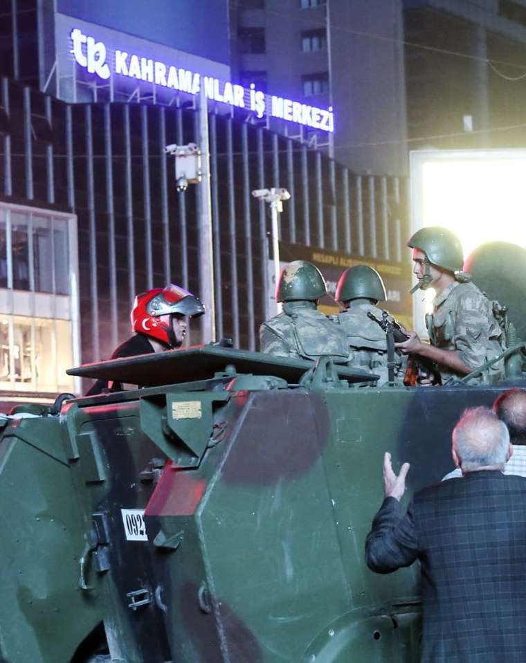 Göğüslerini siper ettiler! İşte O 15 Temmuz kahramanları 1