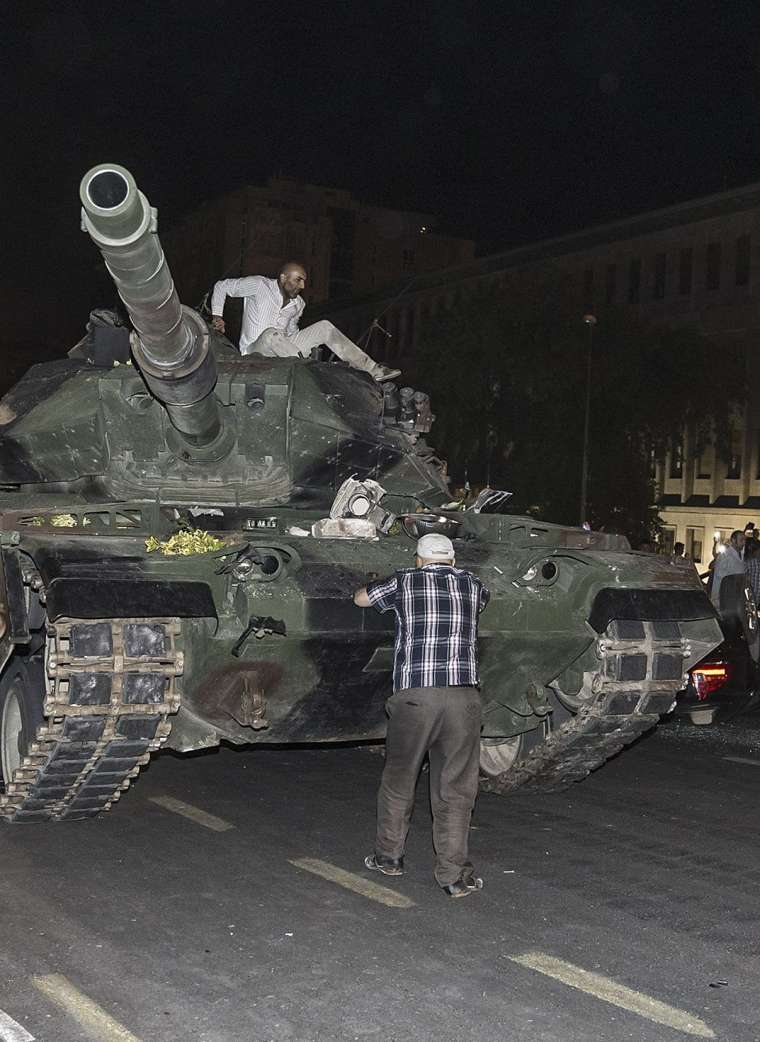 Göğüslerini siper ettiler! İşte O 15 Temmuz kahramanları 10