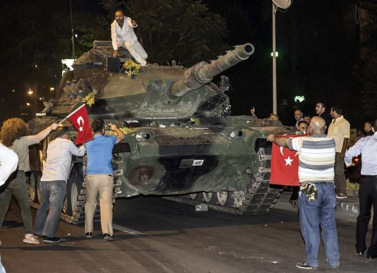 Göğüslerini siper ettiler! İşte O 15 Temmuz kahramanları 8