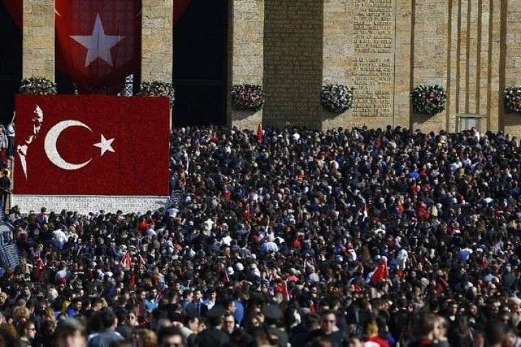 Anıtkabir'de tarihi gün! On binler Ata'nın huzuruna çıktı 3