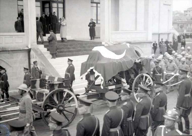 Atatürk’ün cenazesinden fotoğraflar 42