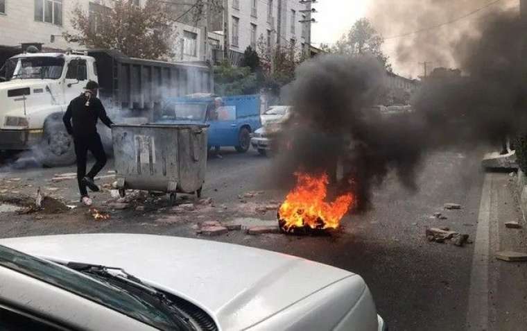 İran'da son durum! Gösterilerde binlerce kişi gözaltında 1