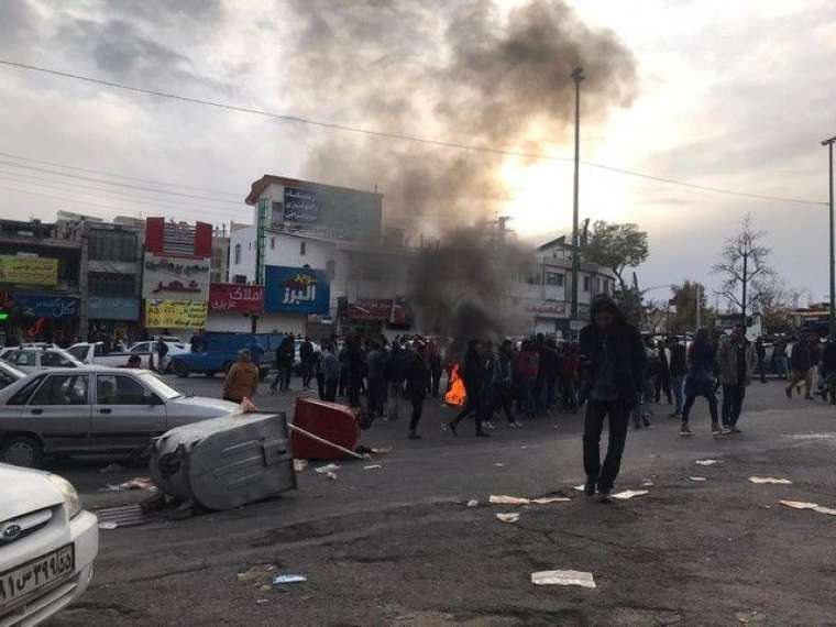 İran'da son durum! Gösterilerde binlerce kişi gözaltında 5