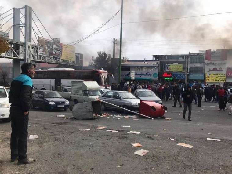 İran'da son durum! Gösterilerde binlerce kişi gözaltında 9