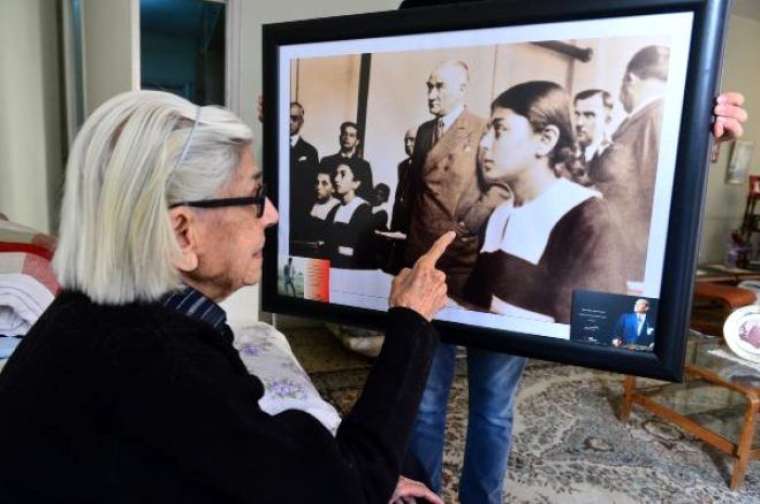 Atatürk'ün yanındaki kızın son haline bakın 5