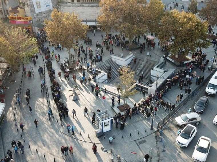 Eminönü'nde "Umut kuyruğu"! Havadan böyle fotoğraflandı 6