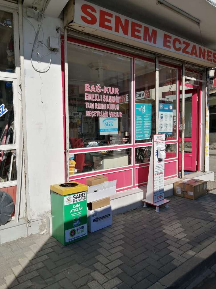 Sarız'da maske ve eldiven atıkları için özel kutu 8