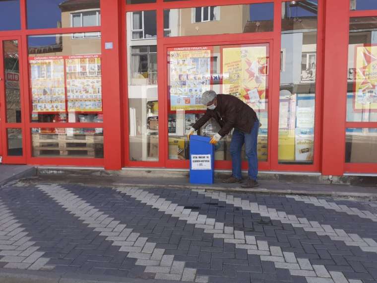 Sarız'da maske ve eldiven atıkları için özel kutu 10