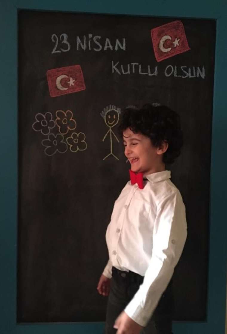 23 Nisan coşkusu evlerde yaşandı 6