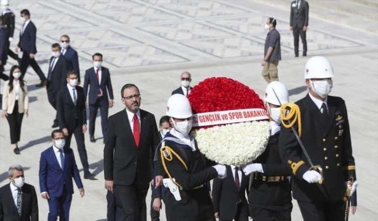 Kurtuluş yolculuğunun 101. yılı! Anıtkabir'de sosyal mesafeli tören 8