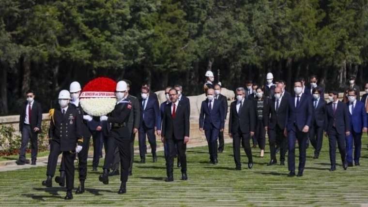 Kurtuluş yolculuğunun 101. yılı! Anıtkabir'de sosyal mesafeli tören 9