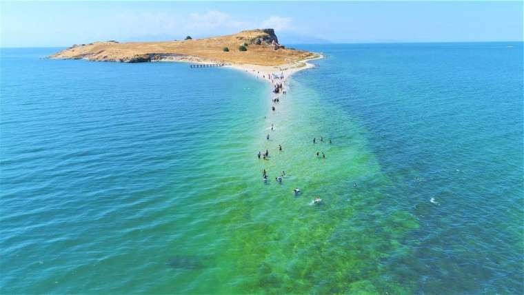 Çarpanak Adası'nın eşsiz güzelliği büyülüyor 3