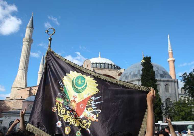 Tarihi Ayasofya kararı sonrası çılgına döndüler 26