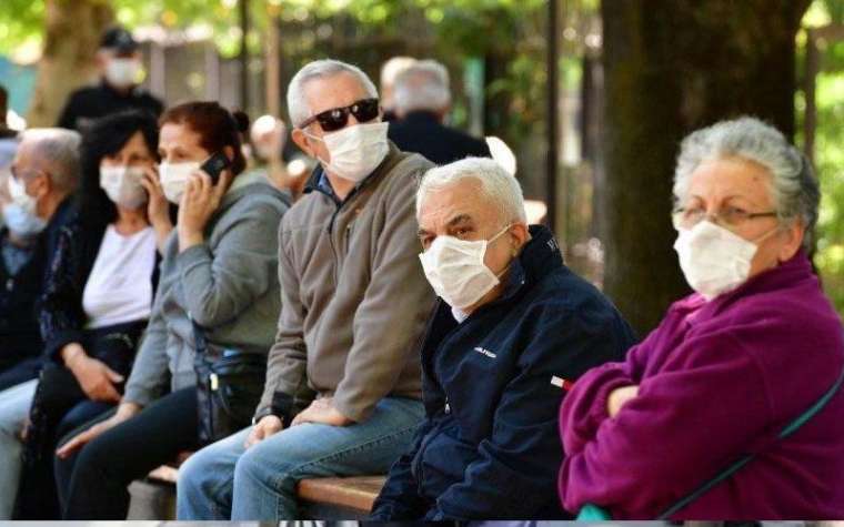 Sadece markete izni! 65 yaş üstüne yasak gelen iller 42'ye çıktı 25