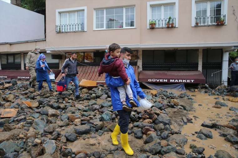 Hava aydınlandı! Giresun'daki felaketin büyüklüğü ortaya çıktı 19