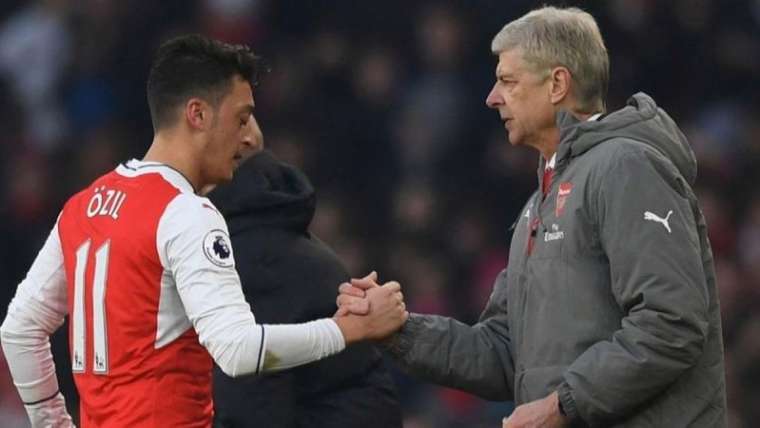 Mesut Özil hangi takımı tuttuğunu açıkladı 2