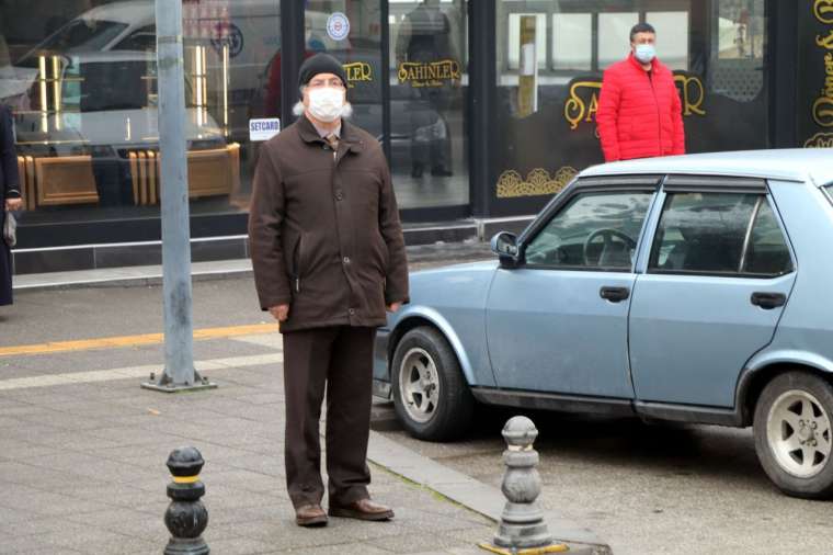 Bakan çağrı yapmıştı! 81 ilde tüm okullarda İstiklal Marşı okundu 7